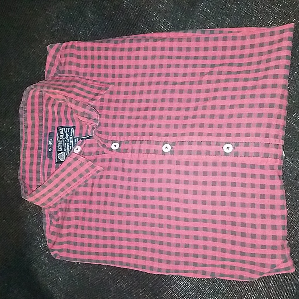 American Rag sz XL. Mens Button down long sleeve. Red/Black.